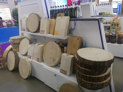 綏芬河木制品亮相中俄博覽會(huì)和哈洽會(huì)